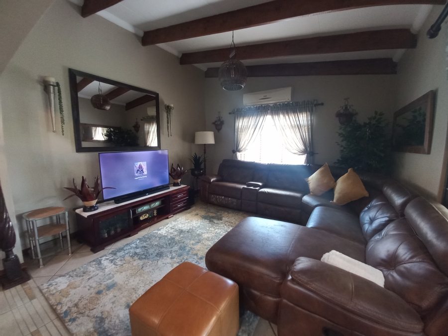 3 Bedroom Property for Sale in Waterval East North West